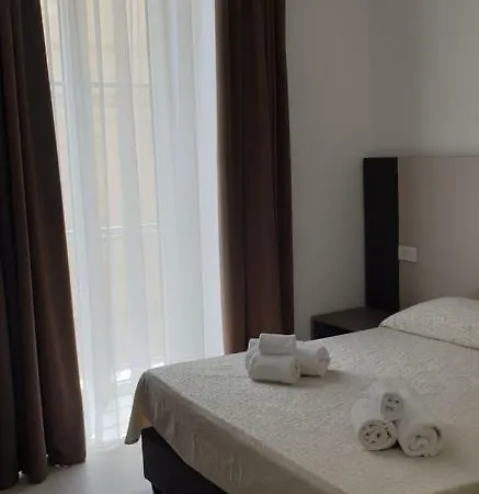 Maison D'art Guest house *