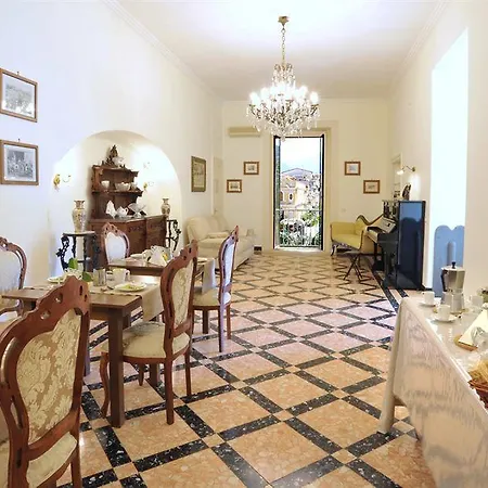 Casa de hóspedes Maison D'art Sorrento
